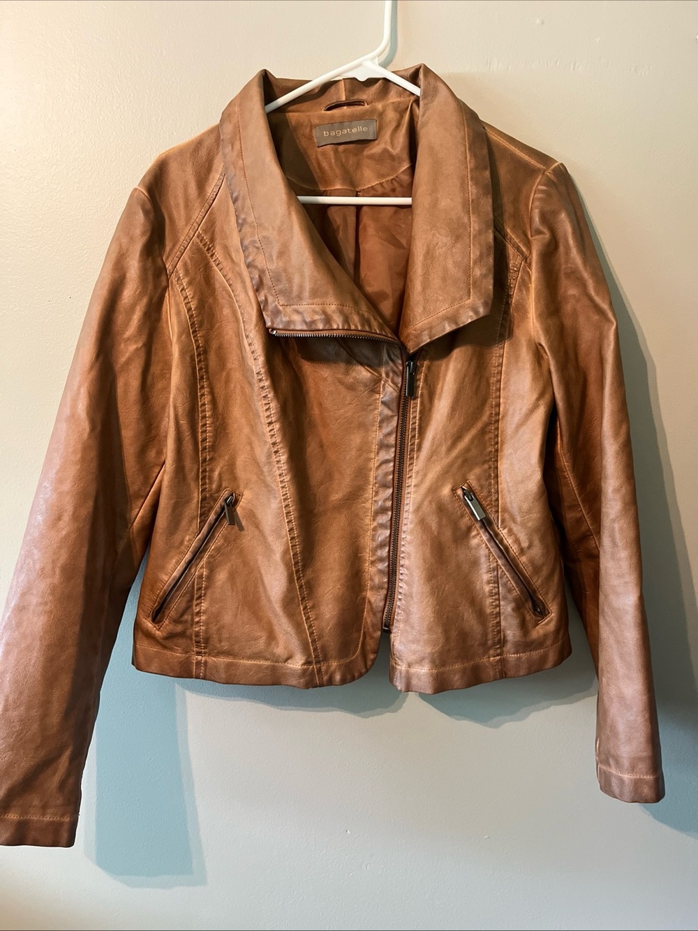 Women’s Bagatelle Brown Camel Faux Leather Zip Up Biker Moto Jacket Size Large - Picture 1 of 4
